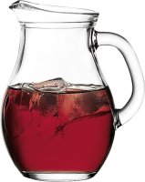 Glaskrug mit Füllstrich